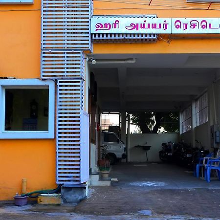 Hari Iyer Residency Hotell Tiruchchendūr Exteriör bild